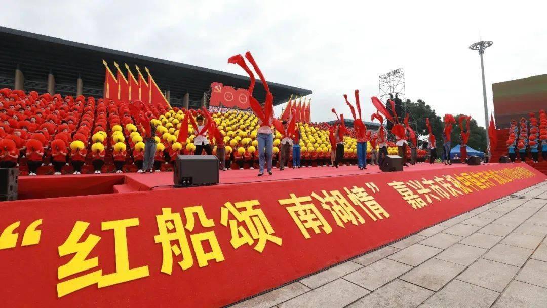 聚焦学生心理健康,多位杭州市政协委员建言献策:只要有需要,电话那头总有人
